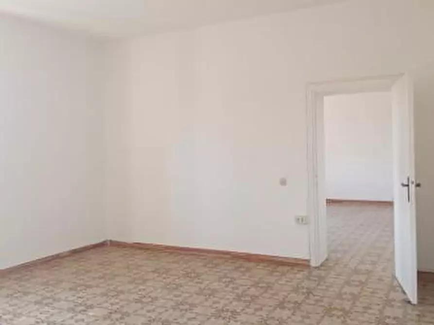 Immagine 10 di Appartamento in vendita  a Rosignano Marittimo