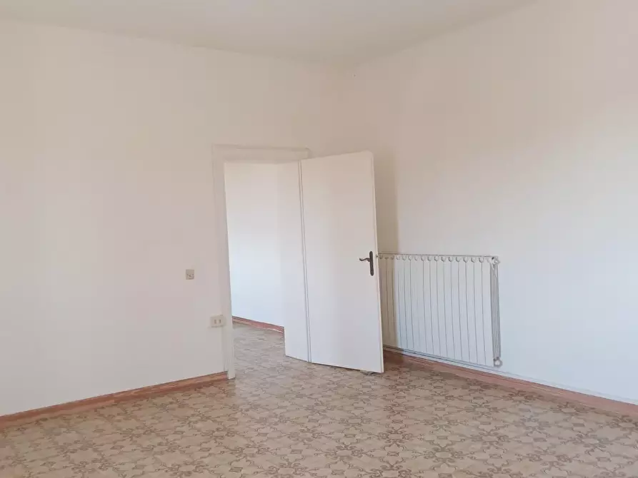 Immagine 5 di Appartamento in vendita  a Rosignano Marittimo