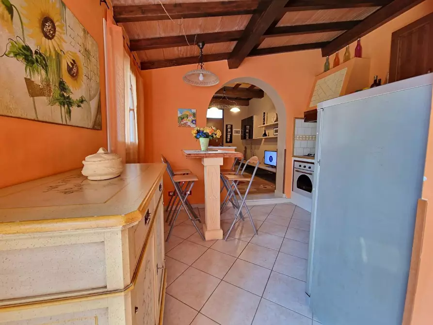 Immagine 4 di Casa semindipendente in vendita  a Carrara