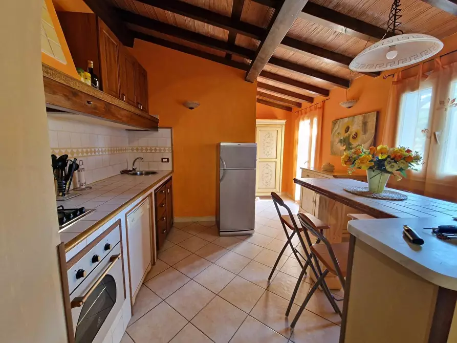 Immagine 5 di Casa semindipendente in vendita  a Carrara