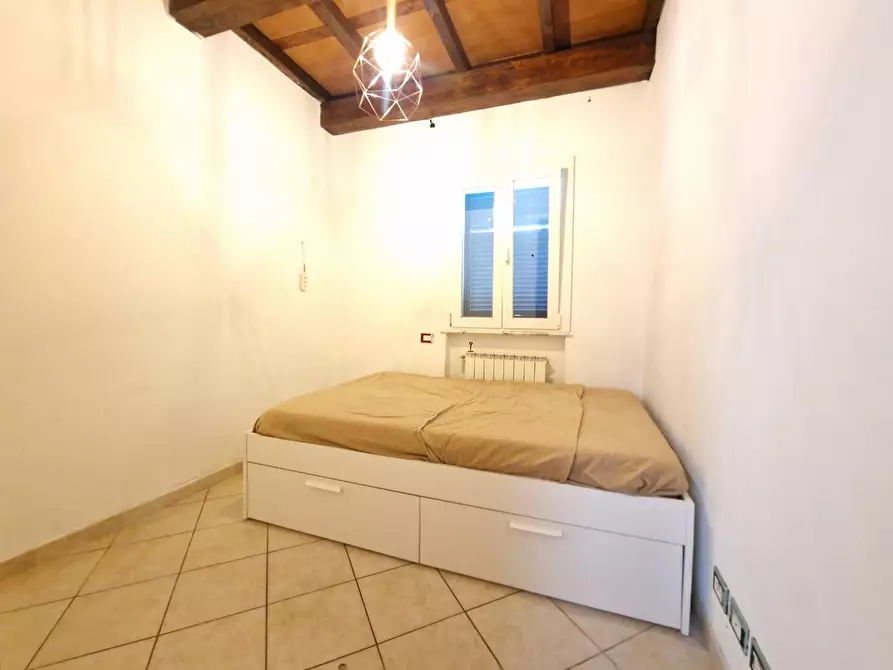 Immagine 12 di Casa semindipendente in vendita  a Carrara