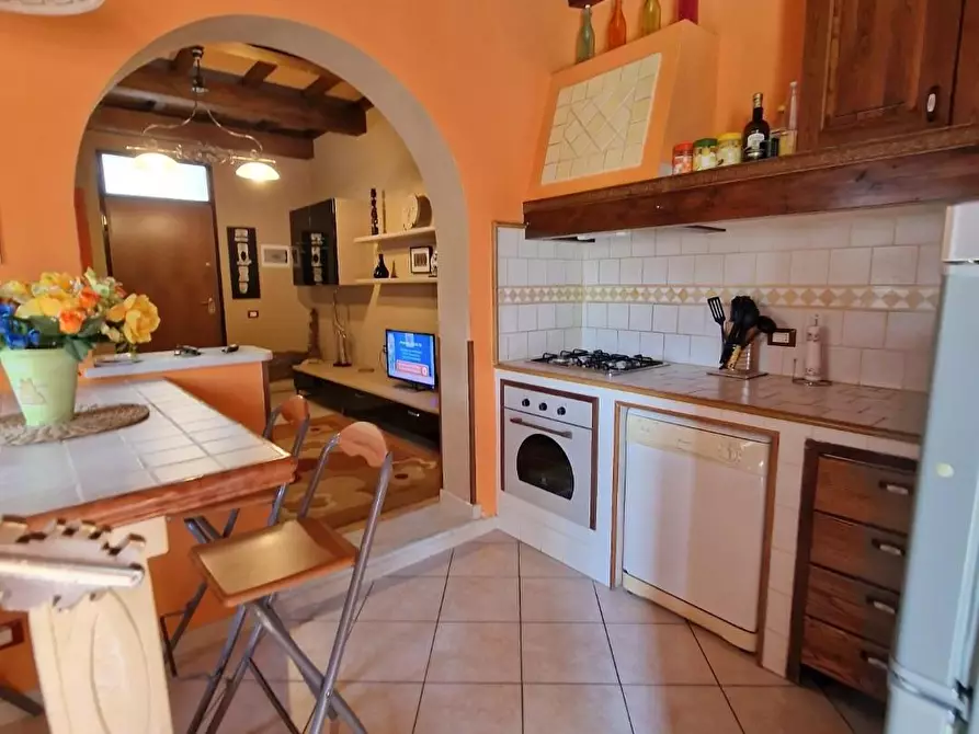 Immagine 6 di Casa semindipendente in vendita  a Carrara