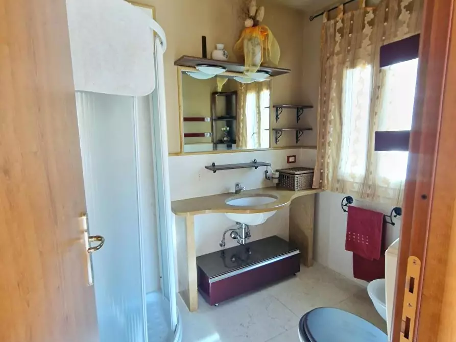 Immagine 8 di Casa semindipendente in vendita  a Carrara