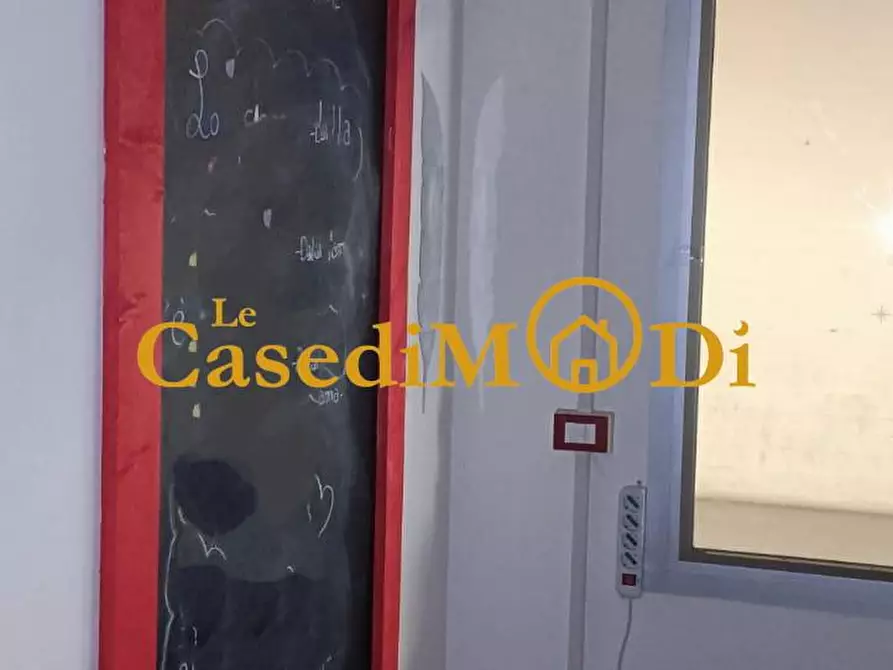 Immagine 10 di Locale commerciale in vendita  a Collesalvetti