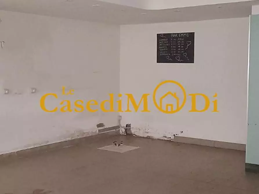 Immagine 14 di Locale commerciale in vendita  a Collesalvetti