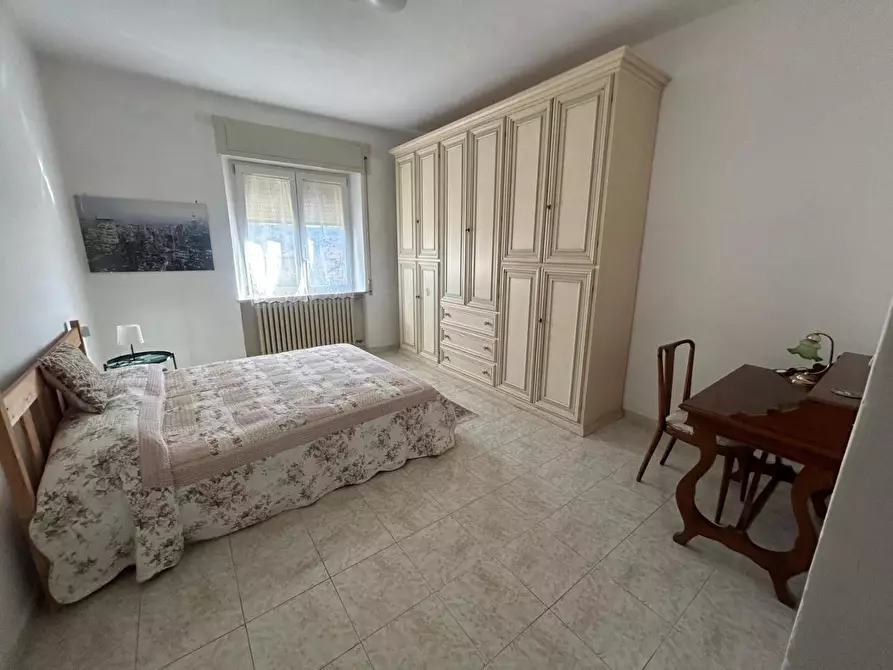 Immagine 9 di Appartamento in affitto  a Siena