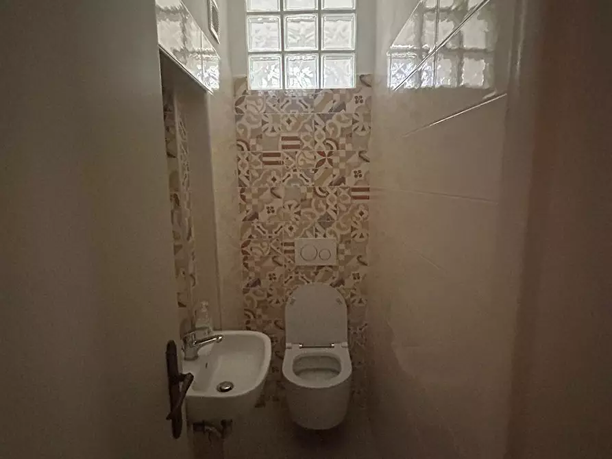 Immagine 8 di Appartamento in affitto  a Siena