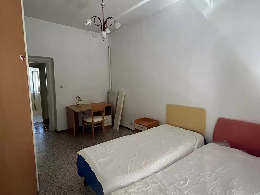 Immagine 6 di Appartamento in affitto  a Siena