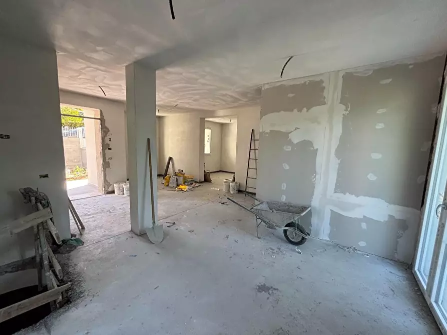 Immagine 1 di Villetta a schiera in vendita  a Montopoli In Val D'arno