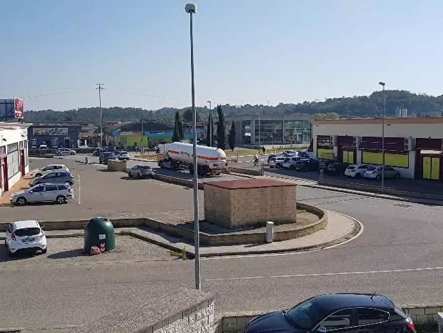 Immagine 7 di Ufficio in vendita  a Calcinaia