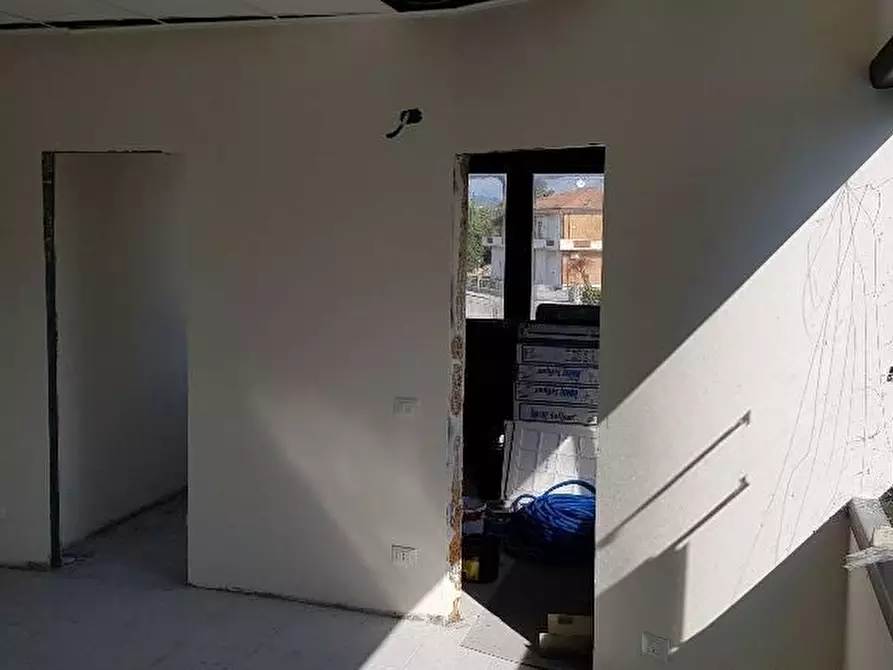 Immagine 4 di Ufficio in vendita  a Calcinaia