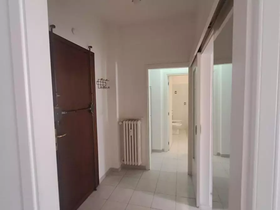 Immagine 18 di Appartamento in vendita  a Livorno