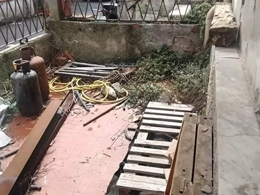 Immagine 7 di Appartamento in vendita  a Massa