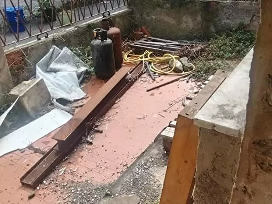 Immagine 6 di Appartamento in vendita  a Massa