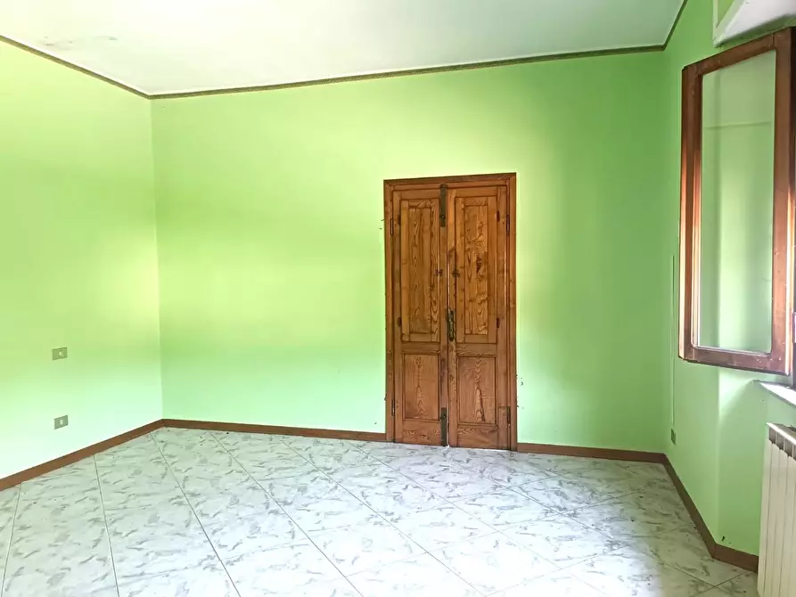 Immagine 15 di Casa indipendente in vendita  a Gallicano