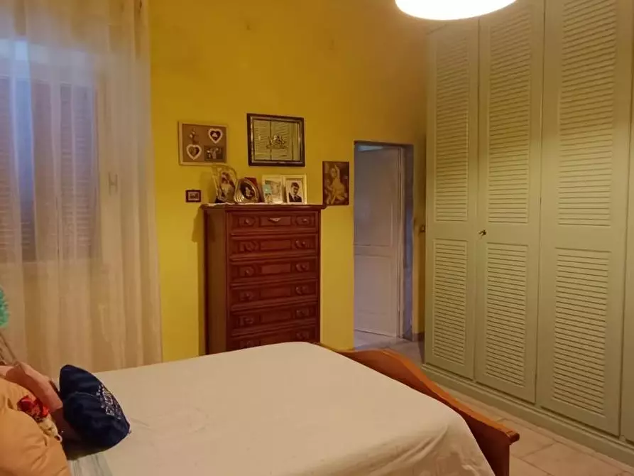 Immagine 12 di Casa indipendente in vendita  a Carrara