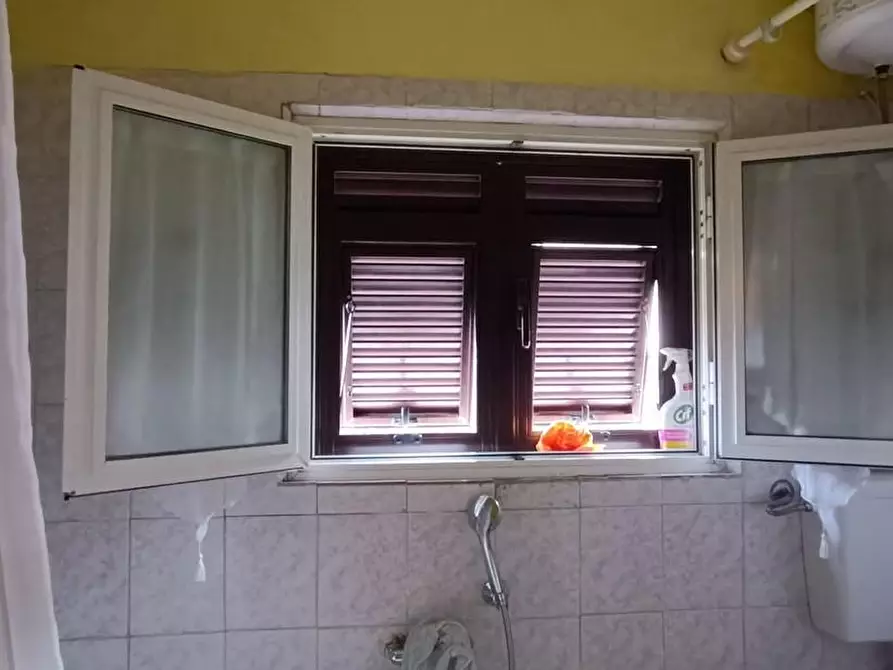 Immagine 16 di Casa indipendente in vendita  a Carrara