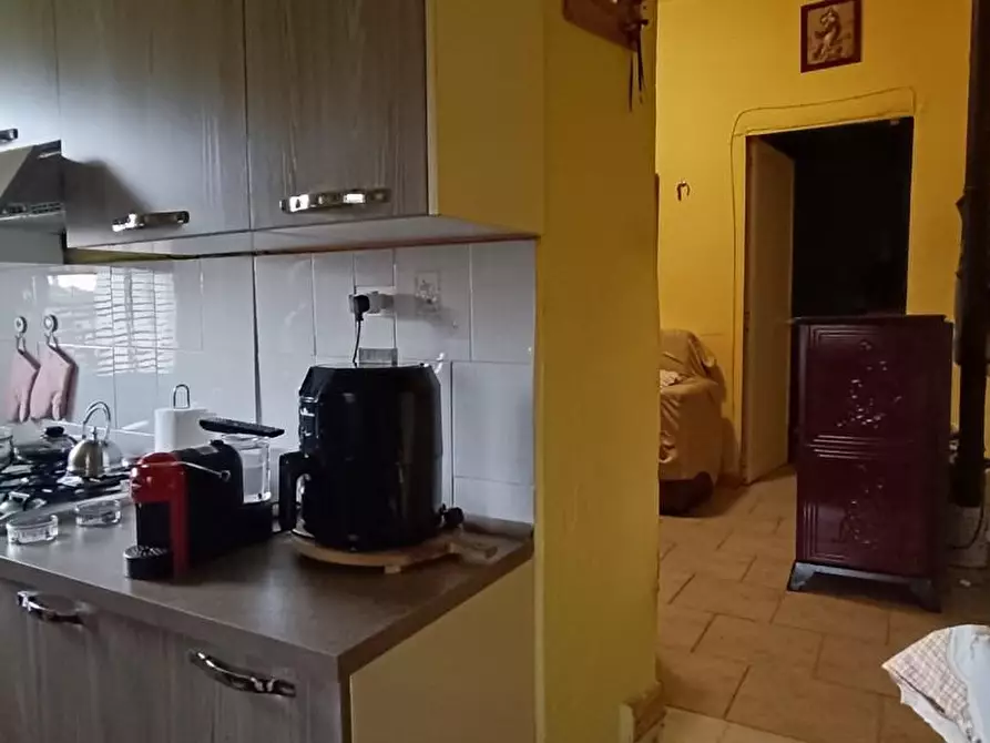 Immagine 9 di Casa indipendente in vendita  a Carrara
