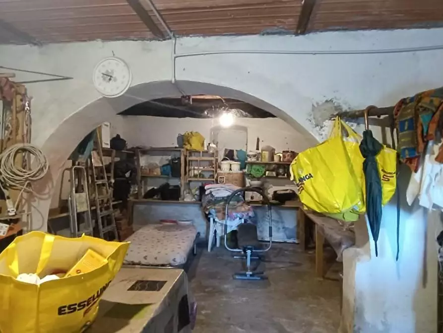 Immagine 40 di Casa indipendente in vendita  a Carrara