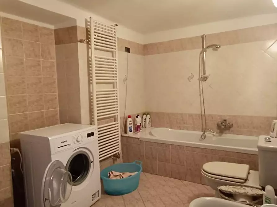 Immagine 31 di Casa indipendente in vendita  a Carrara