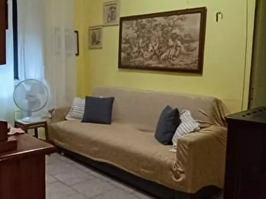 Immagine 14 di Casa indipendente in vendita  a Carrara
