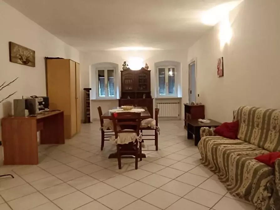 Immagine 21 di Casa indipendente in vendita  a Carrara