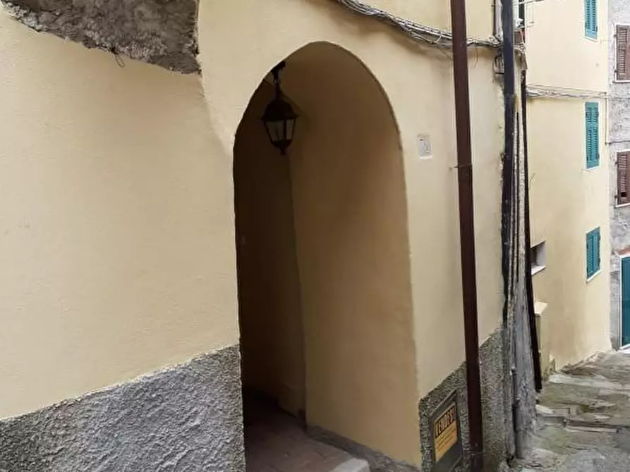 Immagine 3 di Appartamento in vendita  a Carrara