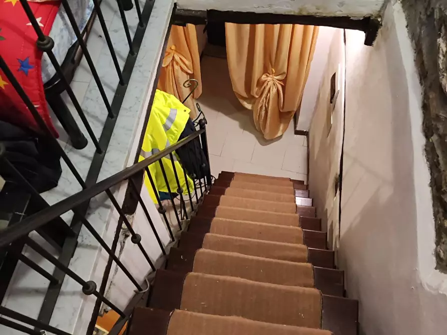 Immagine 23 di Appartamento in vendita  a Carrara