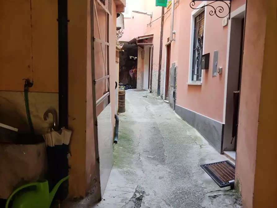 Immagine 25 di Appartamento in vendita  a Carrara