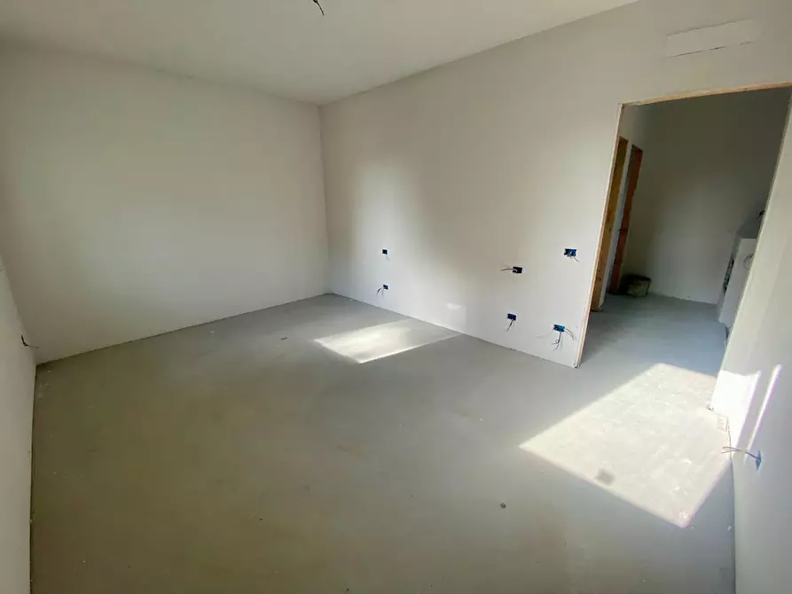 Immagine 24 di Villa in vendita  a Capannori