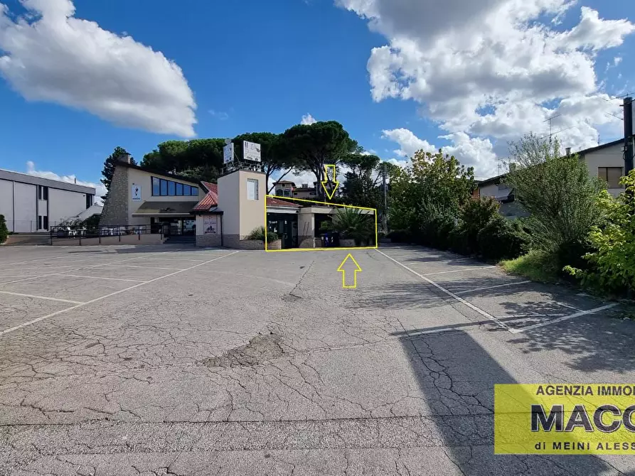 Immagine 8 di Locale commerciale in affitto  a Casciana Terme Lari