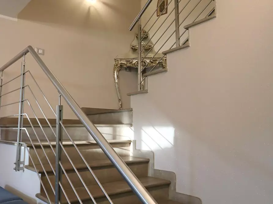 Immagine 3 di Villetta a schiera in vendita  a Buti