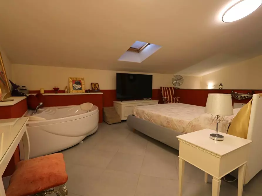 Immagine 24 di Villetta a schiera in vendita  a Buti