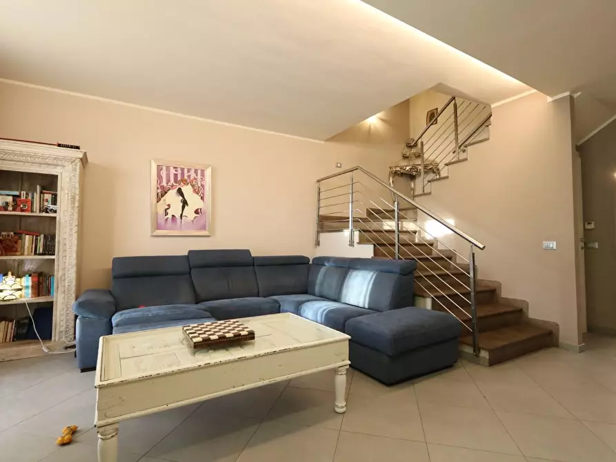 Immagine 2 di Villetta a schiera in vendita  a Buti