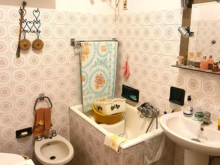 Immagine 14 di Appartamento in vendita  a Livorno