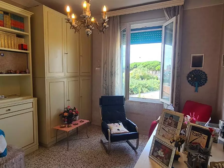 Immagine 12 di Appartamento in vendita  a Livorno