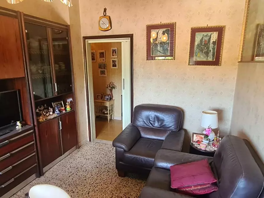 Immagine 4 di Appartamento in vendita  a Livorno