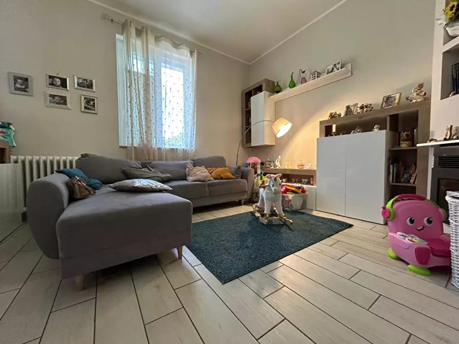 Immagine 18 di Terratetto in vendita  a Capraia E Limite