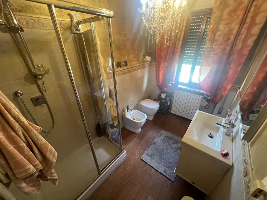 Immagine 26 di Terratetto in vendita  a Lucca