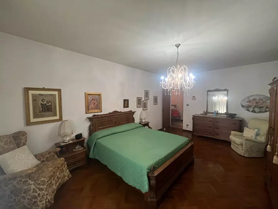 Immagine 18 di Terratetto in vendita  a Lucca