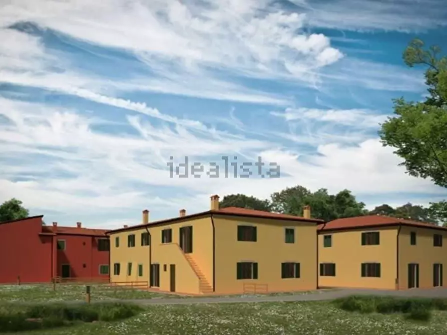 Immagine 2 di Appartamento in vendita  a Pisa