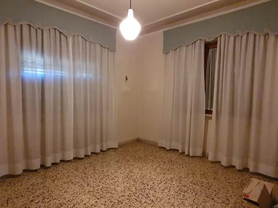 Immagine 19 di Casa indipendente in vendita  a Lucca