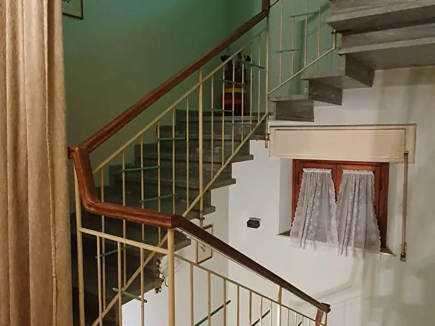 Immagine 15 di Casa indipendente in vendita  a Lucca