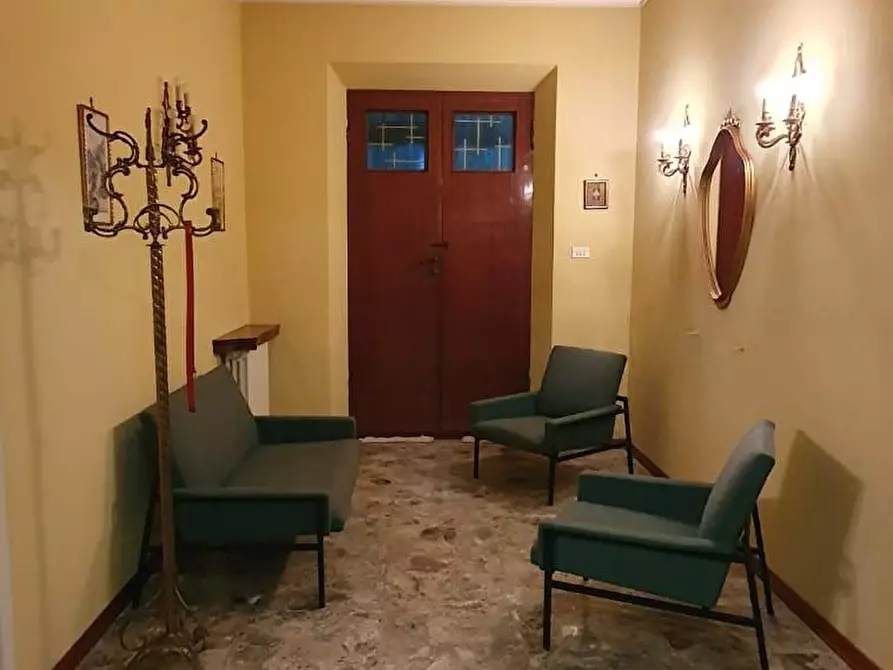Immagine 26 di Casa indipendente in vendita  a Lucca