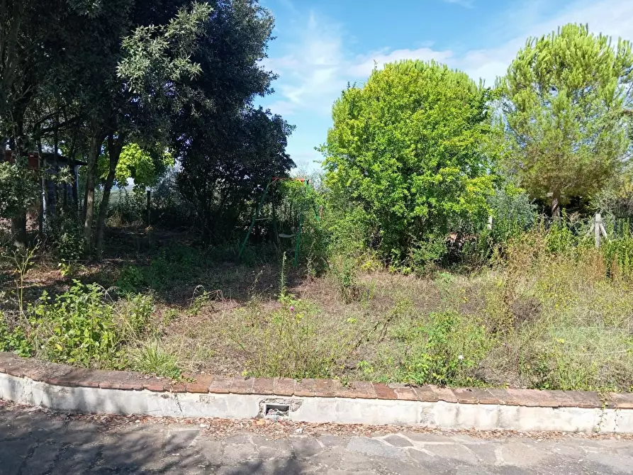 Immagine 13 di Deposito in vendita  a Poggibonsi