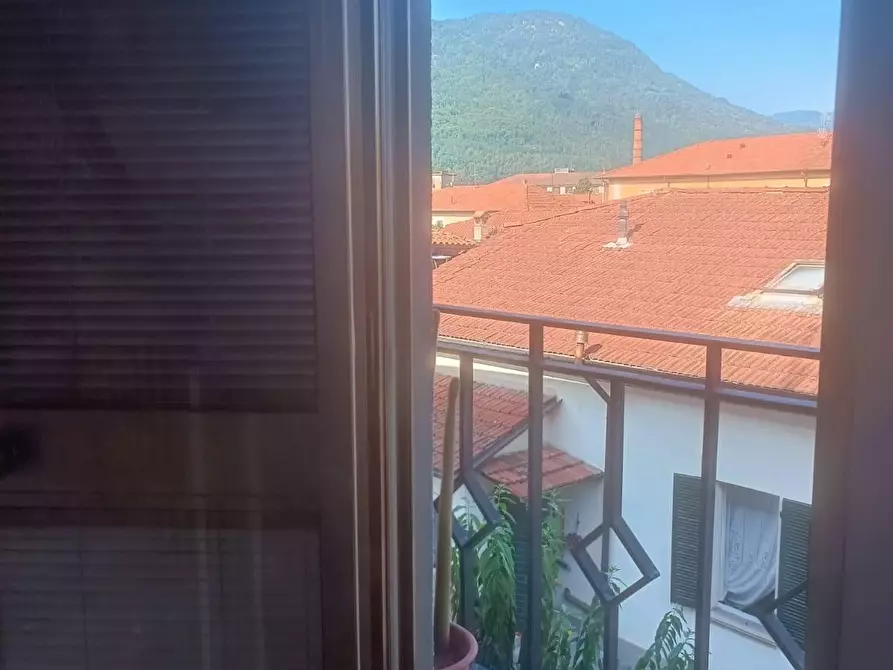 Immagine 9 di Palazzo in vendita  a Barga