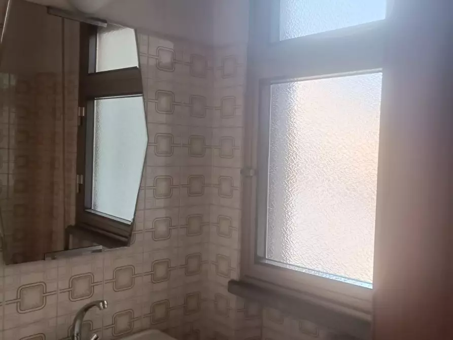 Immagine 23 di Palazzo in vendita  a Barga