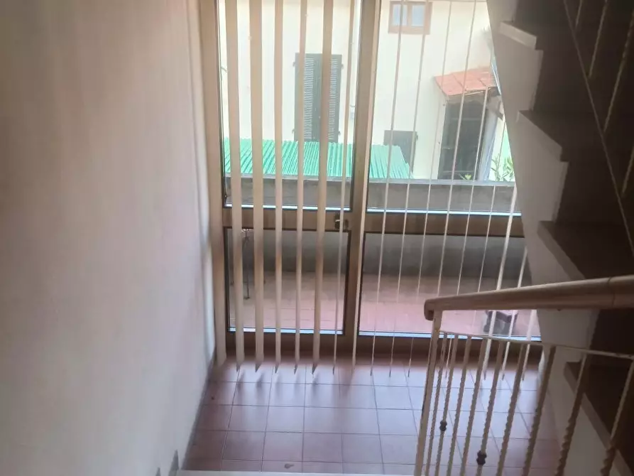 Immagine 19 di Palazzo in vendita  a Barga