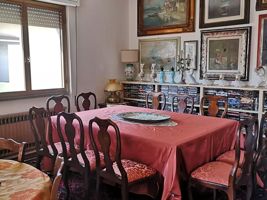 Immagine 8 di Casa semindipendente in vendita  a Viareggio