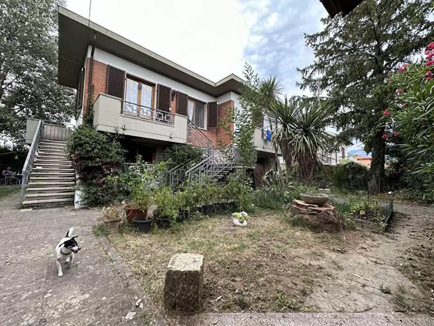 Immagine 3 di Casa indipendente in vendita  a Carrara